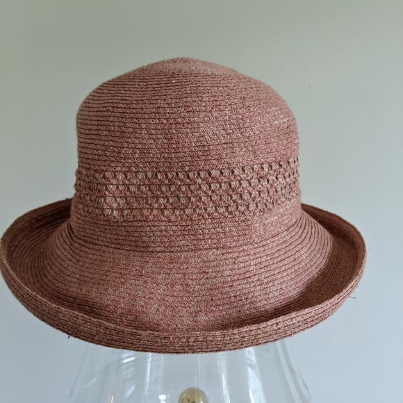 Beautiful Panama hat - Picture 4 of 8